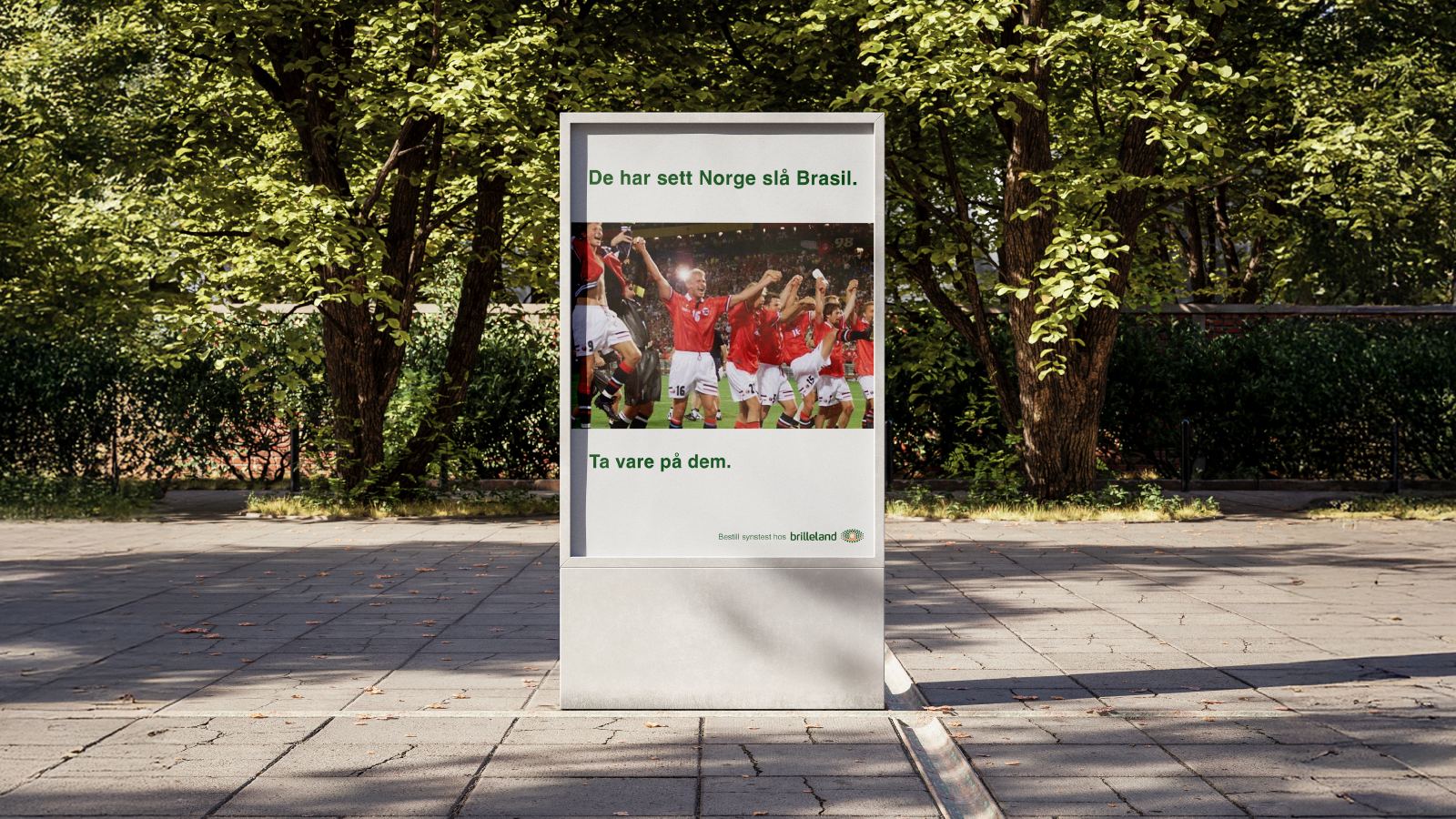 Utendørsplakat: De har sett Norge slå Brasil